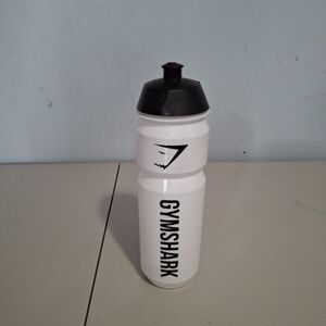 Gymshark Unisex WHITE‎ Squeezable Water Bottle Cycling Sporting One Size
